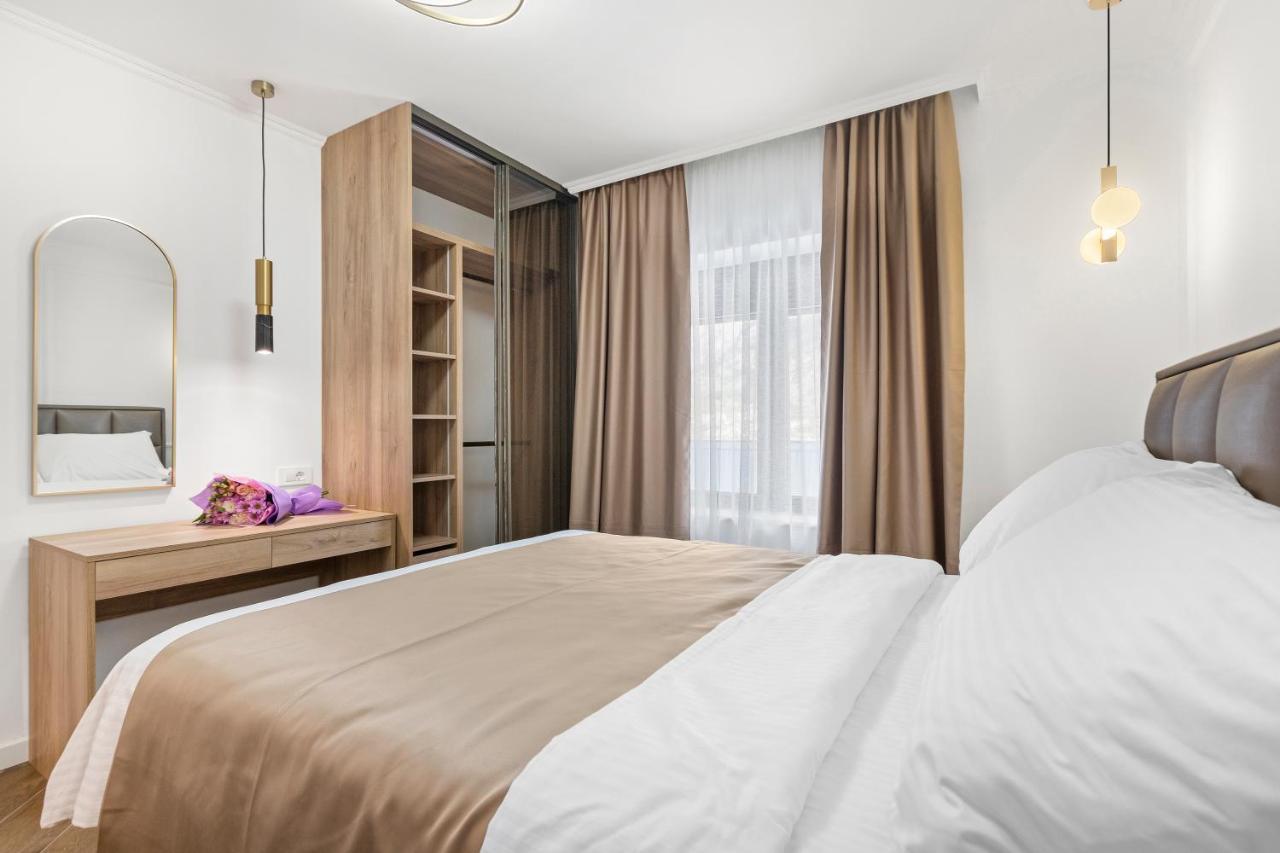 Dekaderon Lux Apartments Kotor Bagian luar foto