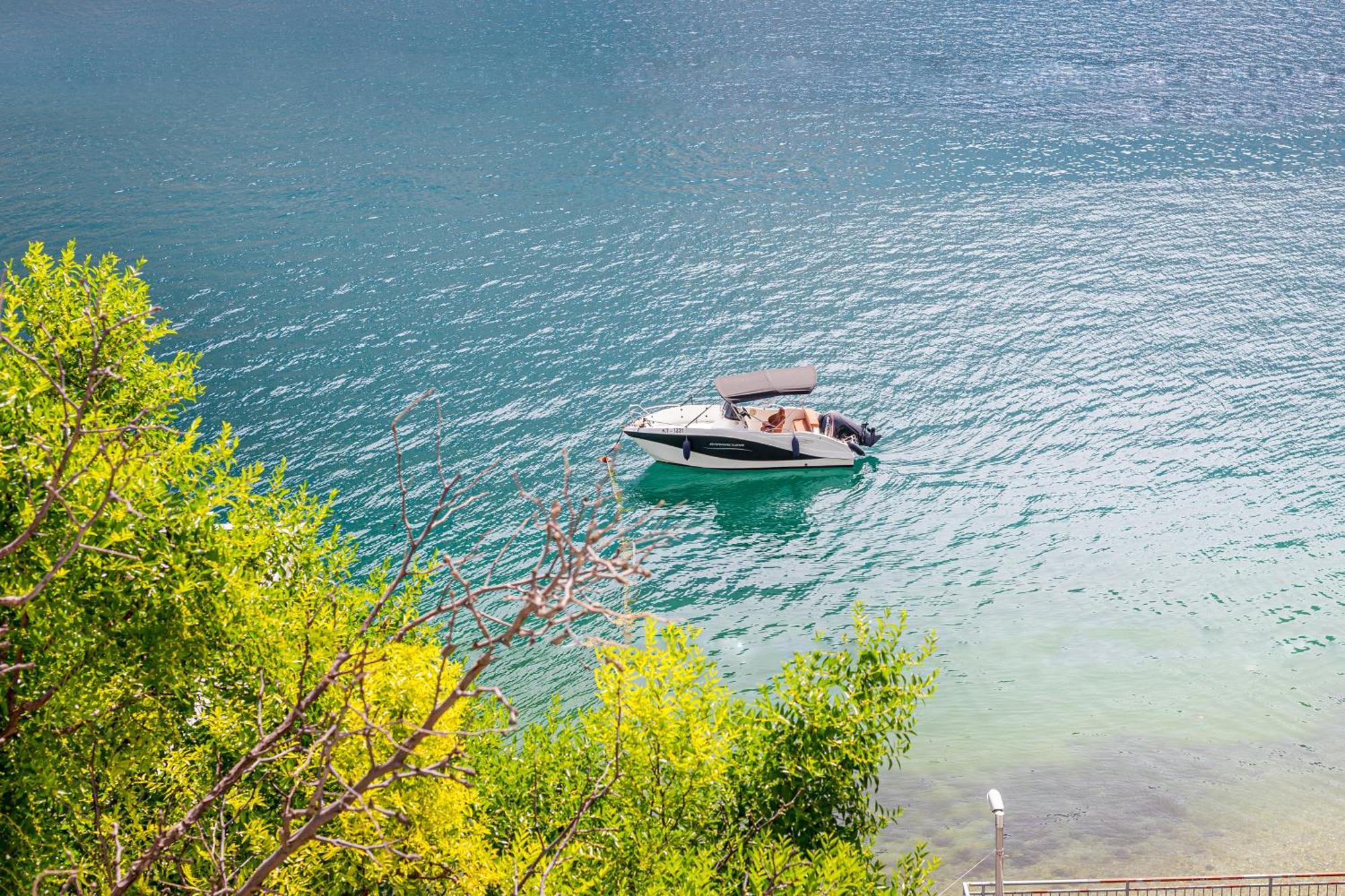 Dekaderon Lux Apartments Kotor Bagian luar foto