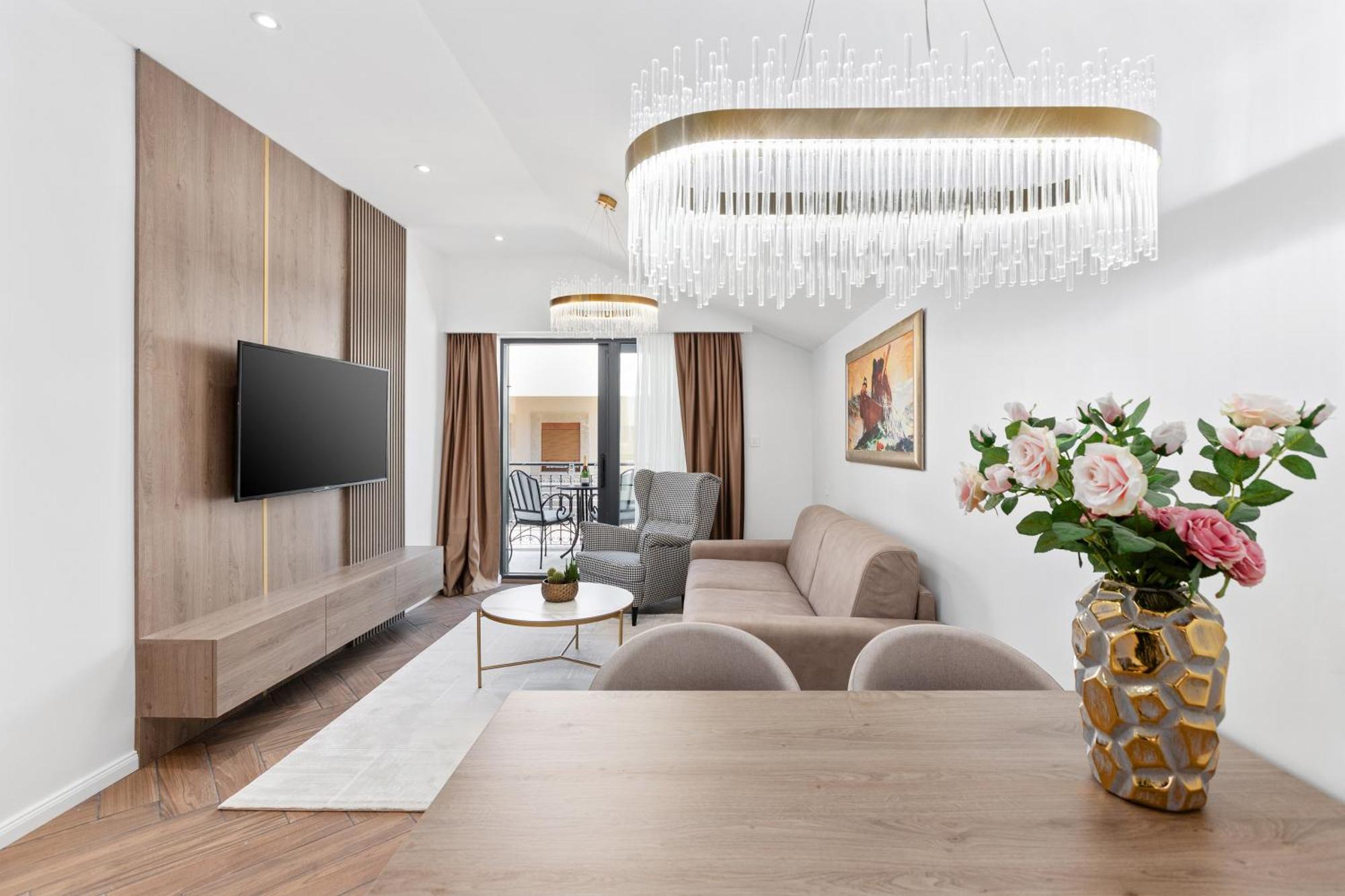 Dekaderon Lux Apartments Kotor Bagian luar foto